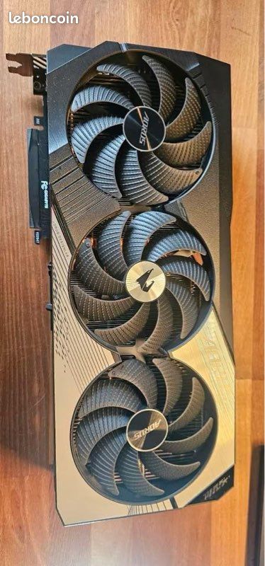 Carte graphique Gigabyte AORUS Master GeForce RTX 4080 16Go (image 2)
