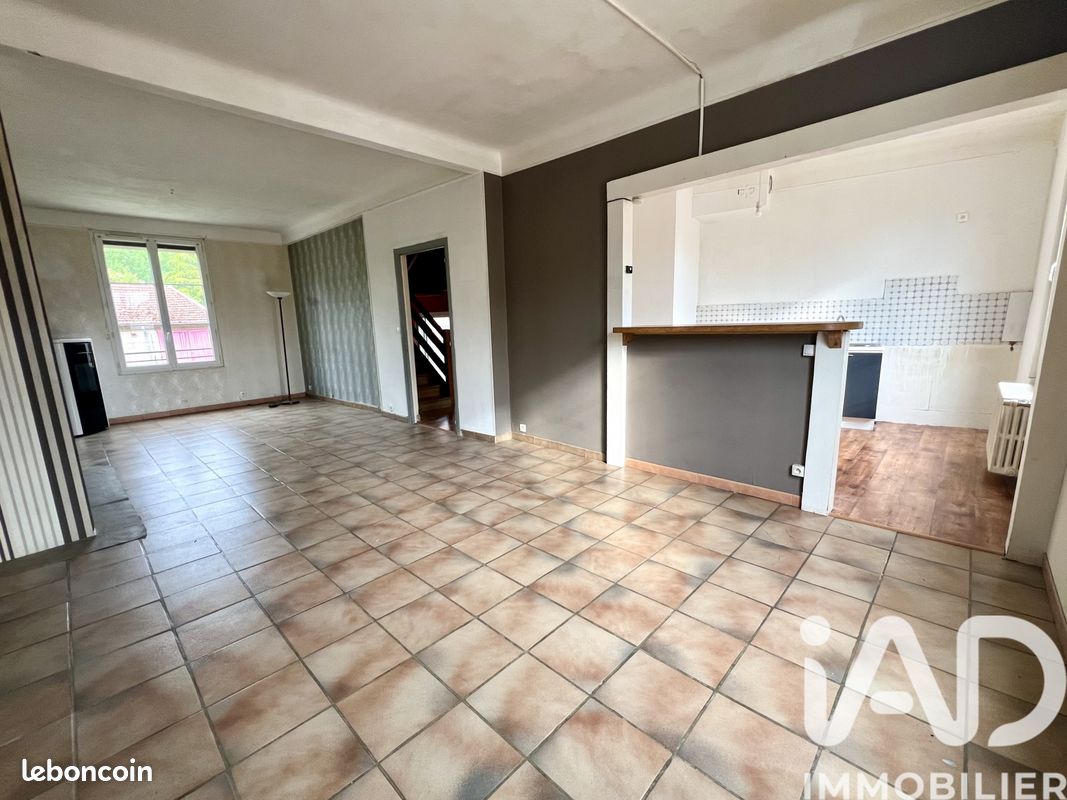 Maison 6 pièces 117 m² · à Vitry-en-Perthois · 117 m² · 119 000 €