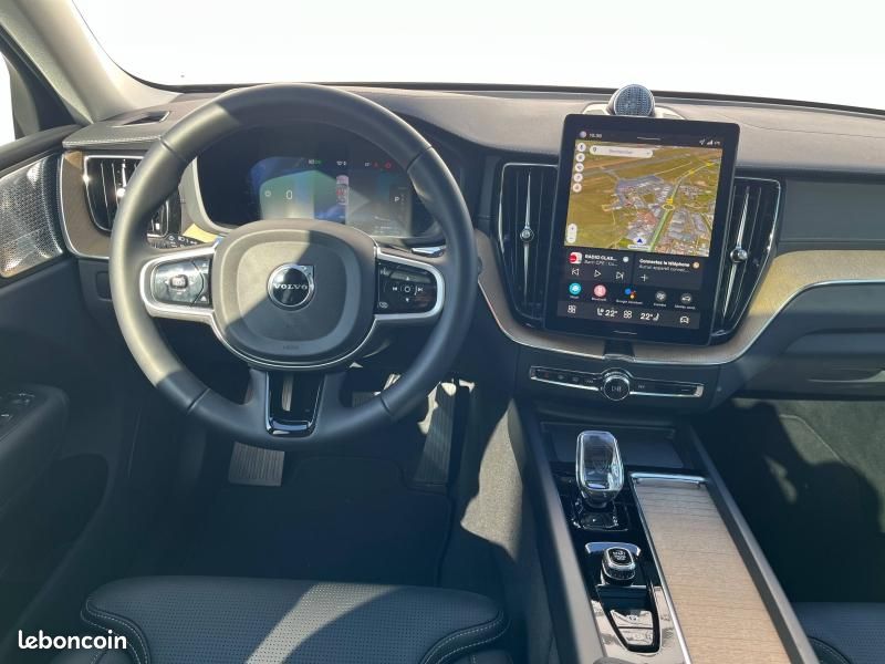 Volvo XC60 T6 Hybride Rechargeable 350ch Ultra Style Dark Geartronic 8 AWD (image 18)