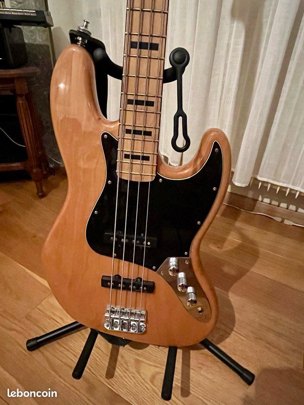 Squier Vintage Modified Jazz Bass '70s (image 2)