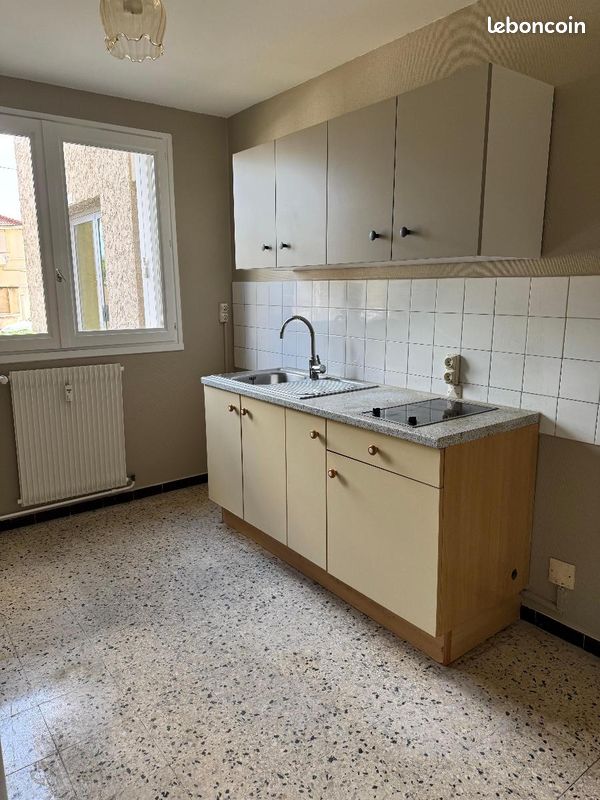 Appartement 1 pièce 31 m² · à Montbrison · 31 m² · 408 €