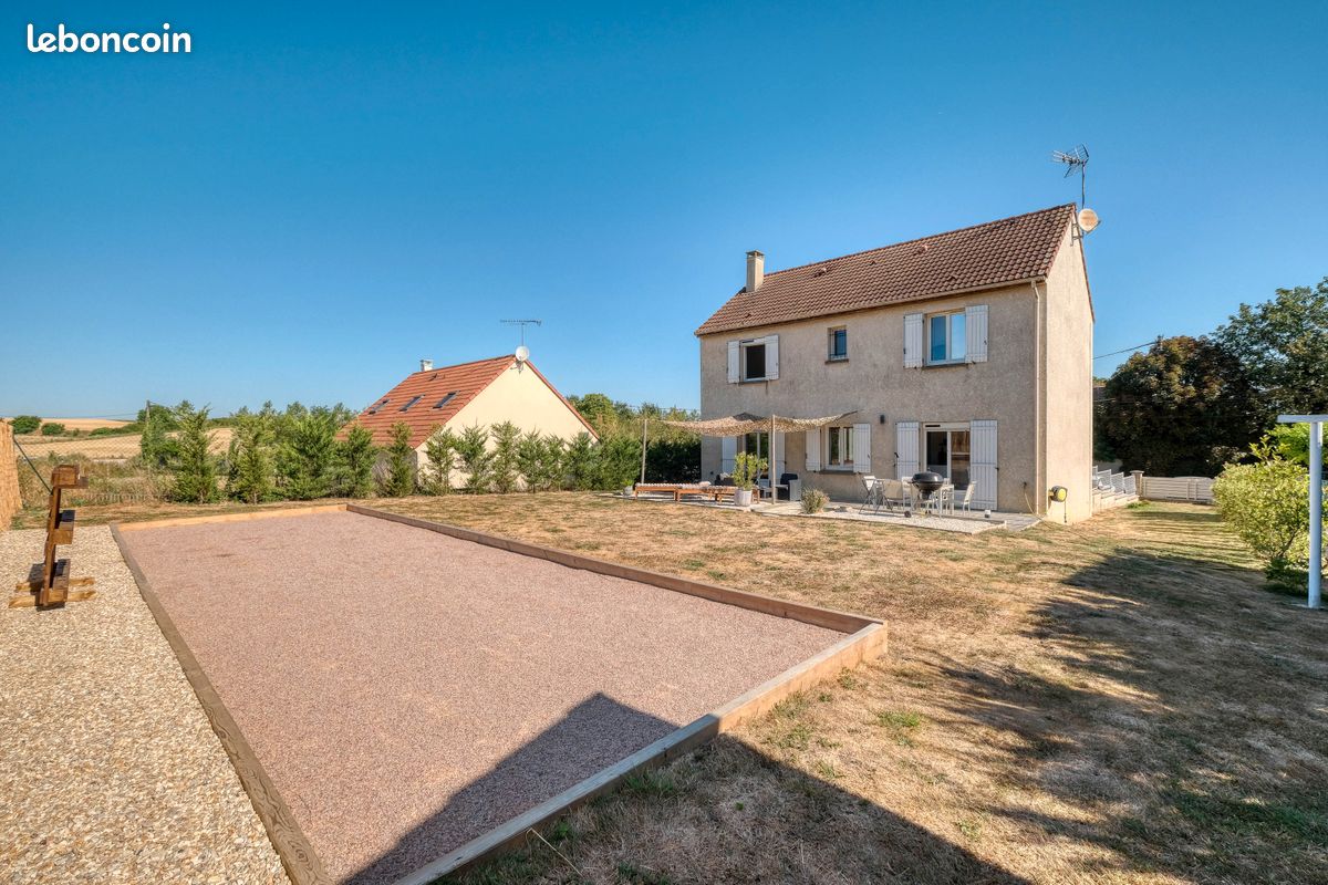 Maison 4 pièces 117 m² · à Marcilly · 117 m² · 319 000 €