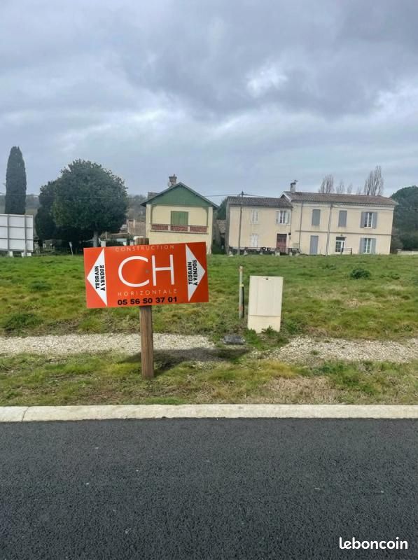 Terrain 702 m² Verdelais · 60 000 €