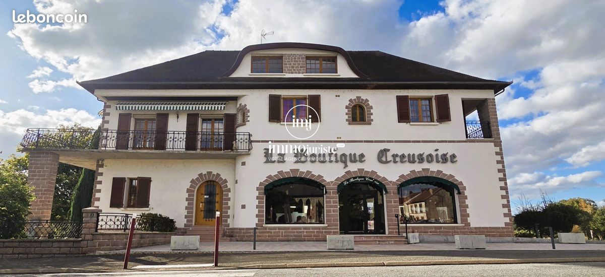 Maison 6 pièces 538 m² · à Mourioux-Vieilleville · 538 m² · 365 000 €
