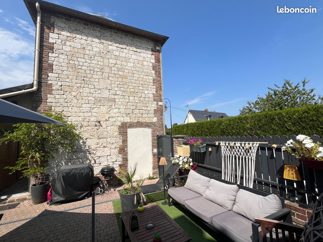 Maison 5 pièces 102 m² · à Arelaune-en-Seine · 102 m² · 218 400 €