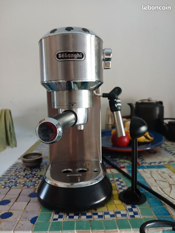Machine expresso De Longhi modèle Dedica (image 1)