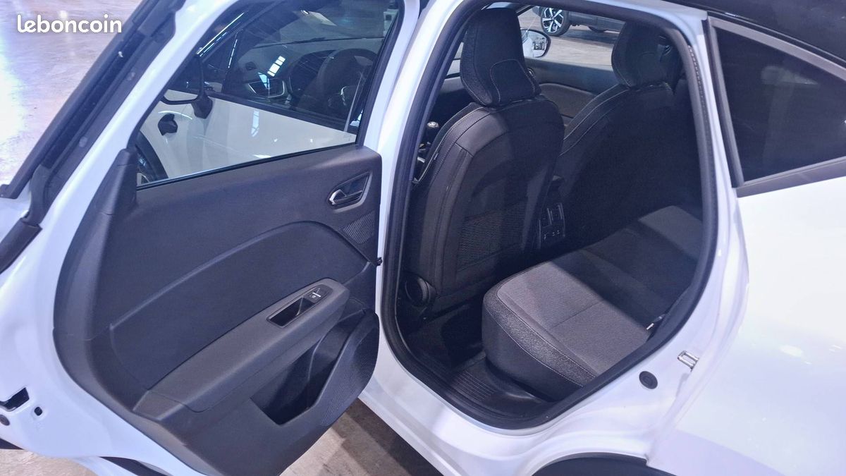 Renault captur eco g 100 ch techno (image 28)