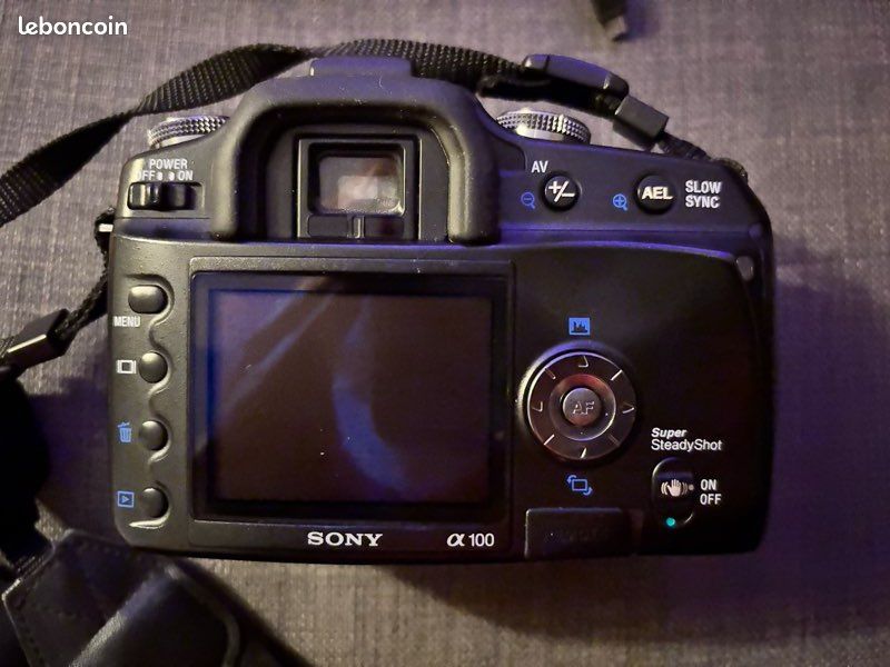 Pack Appareil photo Sony alpha 100 DSLR A100 objectifs Sony et