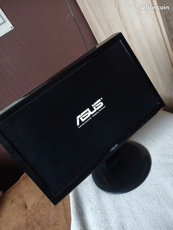 Ecran moniteur ASUS 18,5" (47cm) (image 1)