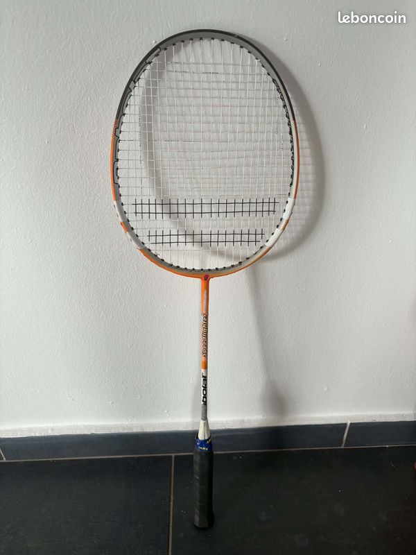 2 Raquttes badminton 10 euro (image 1)