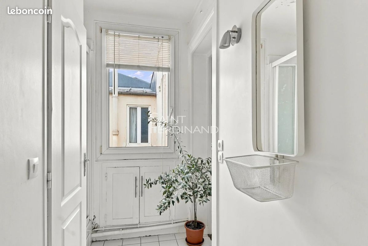 Appartement 1 pièce 17 m² · à Paris · 17 m² · 199 000 €