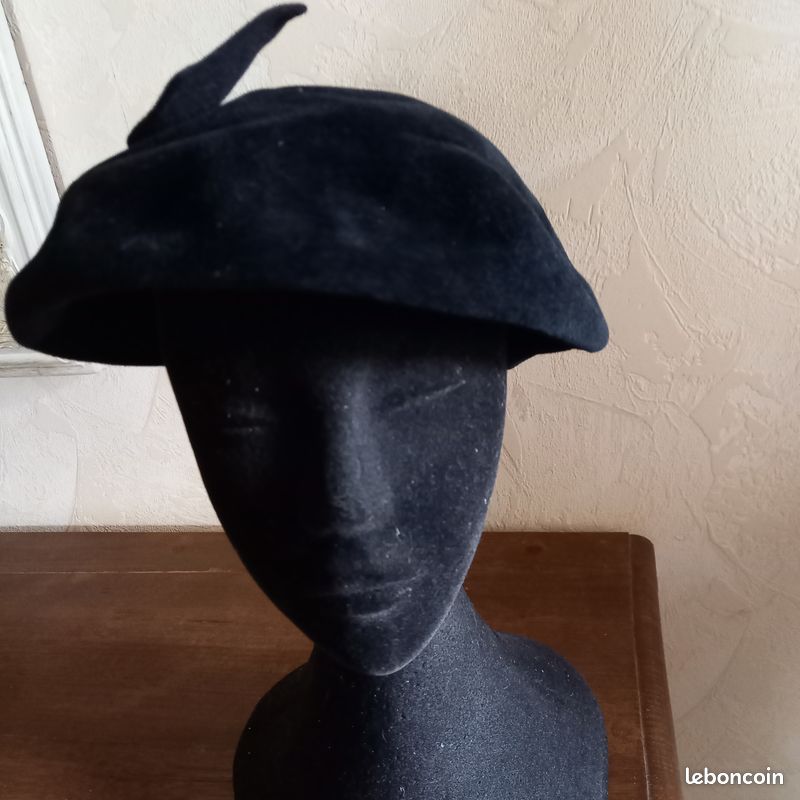 Chapeau Ancien Noir En Feutrine Pour Femme - Taille Unique, Style Souple - Occasion