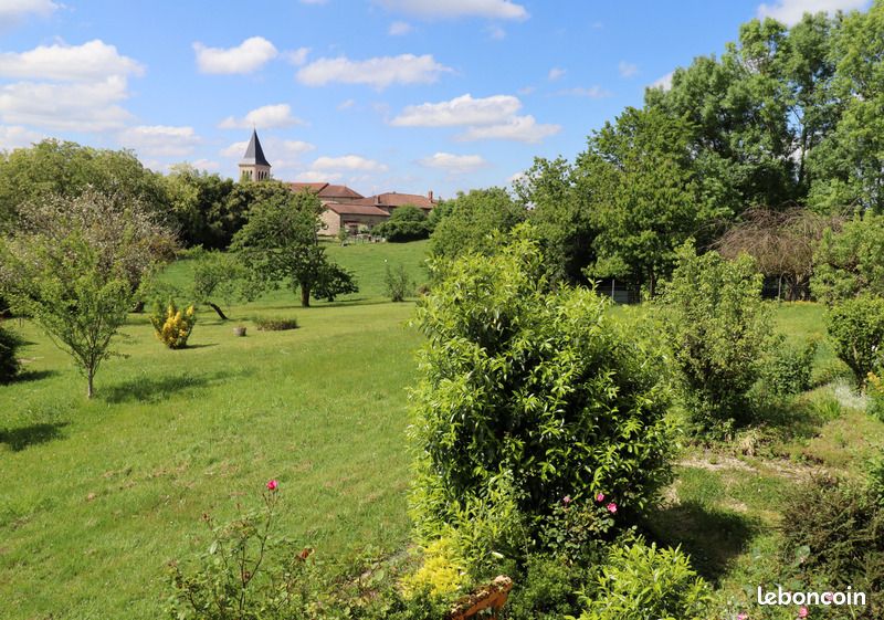 Maison 5 pièces 117 m² · à Curciat-Dongalon · 117 m² · 175 000 €