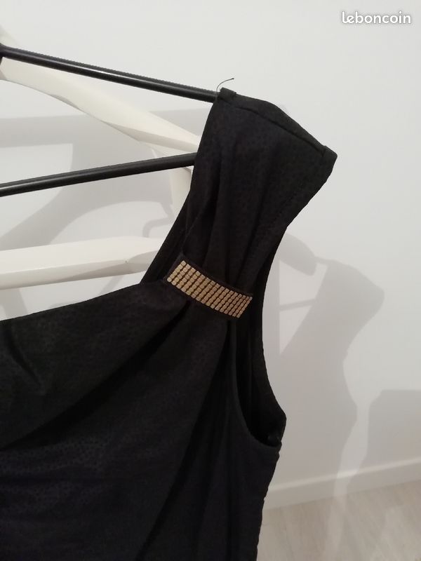 Robe de soirée noire (image 3)