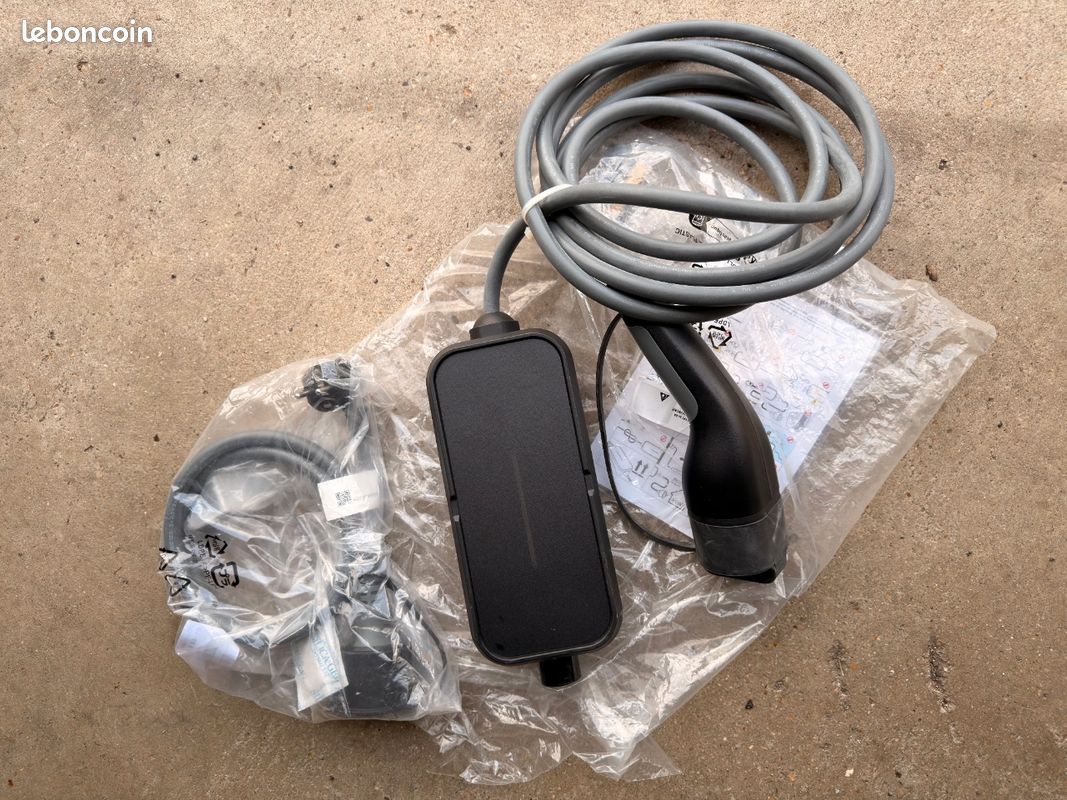 Câble de charge BMW flex charger - Équipement auto