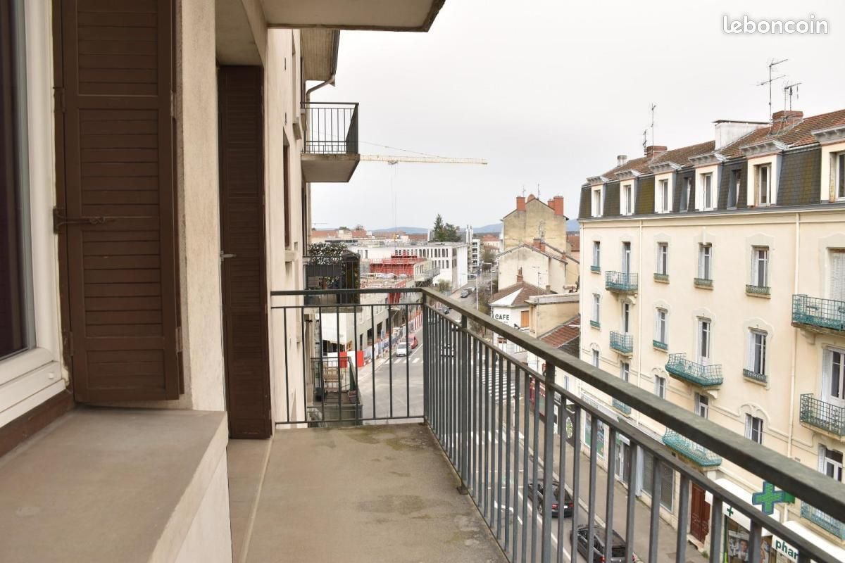 Appartement 4 pièces 85 m² · à Bourg-en-Bresse · 85 m² · 940 €/mois