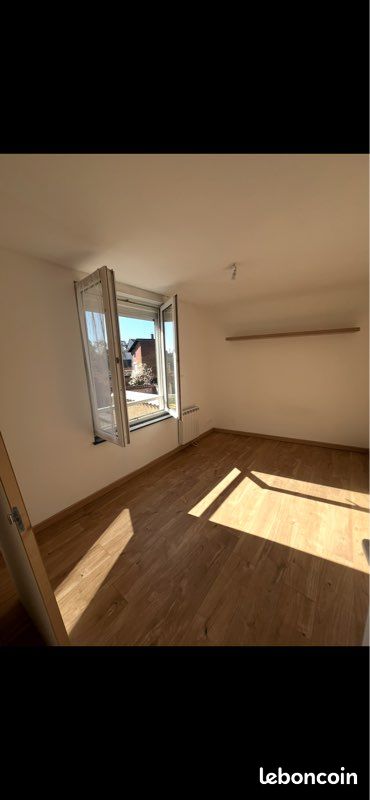 Appartement 3 pièces 64 m² · à Yvetot · 64 m² · 740 €