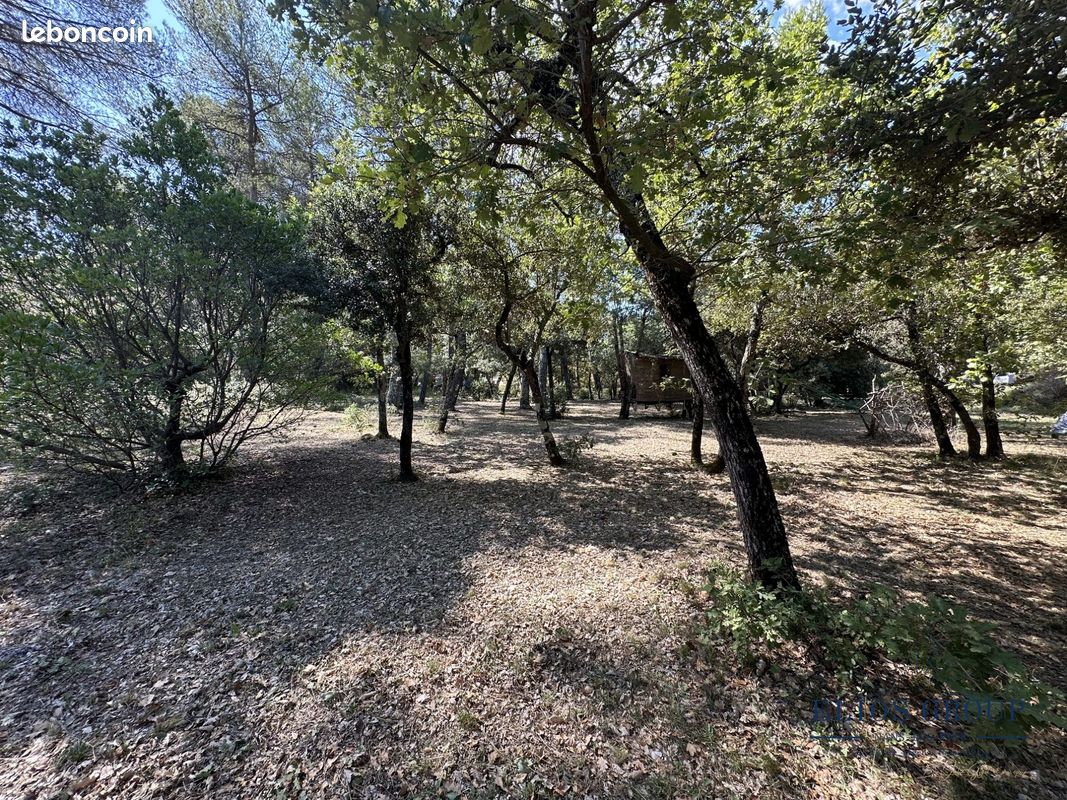 Terrain 2029 m² · à Nans-les-Pins · 2 029 m² · 270 300 €