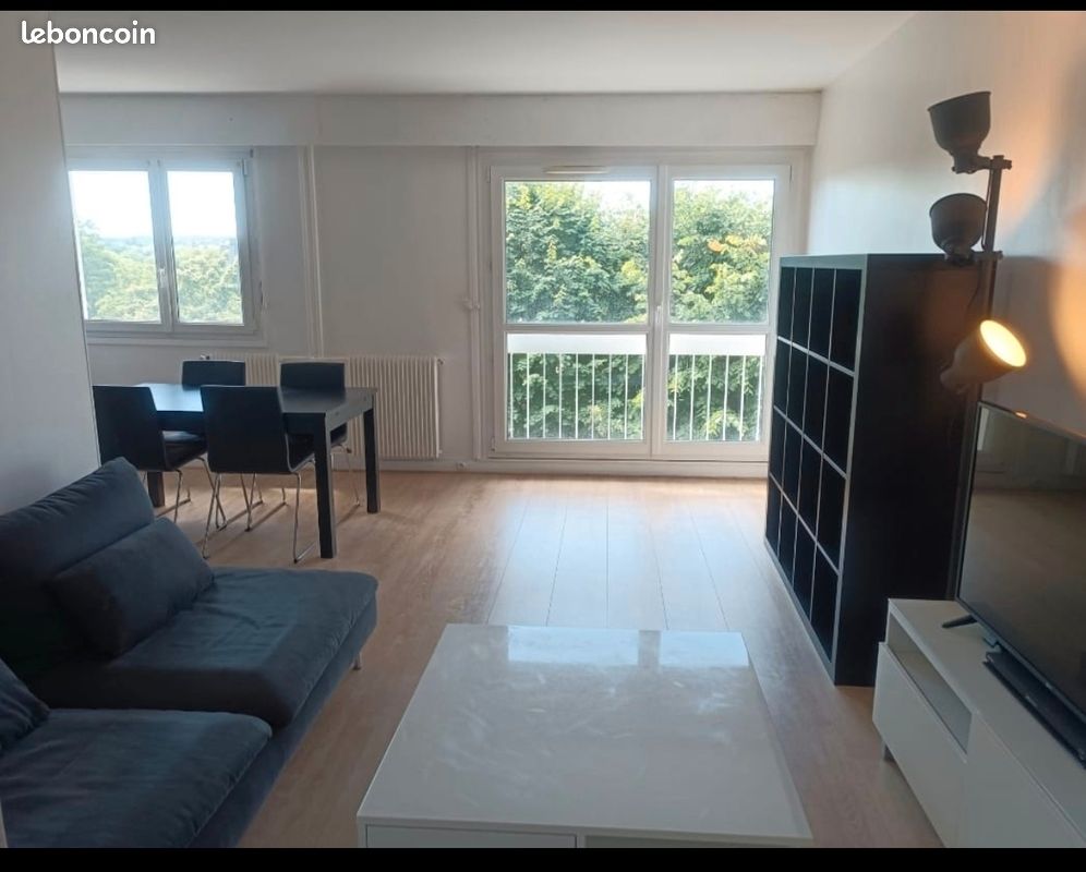 Appartement 3 pièces 65 m² · à Saint-Germain-en-Laye · 65 m² · 1 390 €/mois