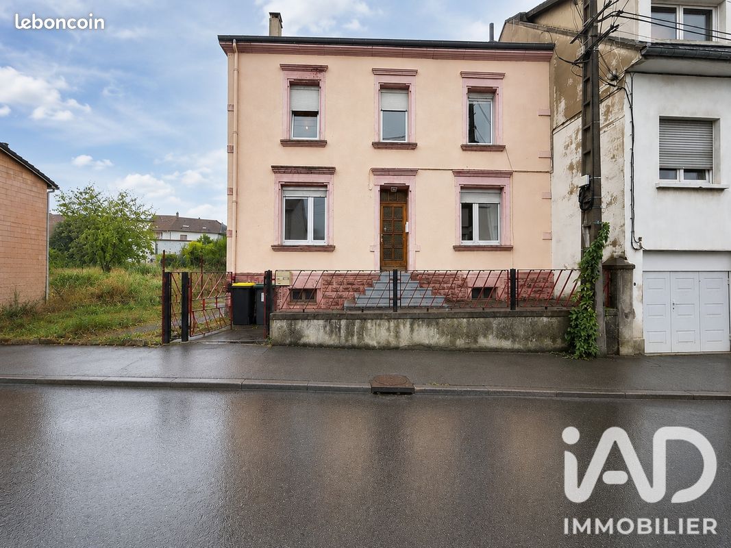 Maison 5 pièces 140 m² · à Stiring-Wendel · 140 m² · 138 000 €