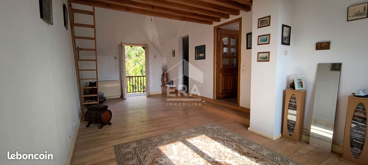 Maison 8 pièces 240 m² · à Villeneuve-en-Perseigne · 240 m² · 278 250 €