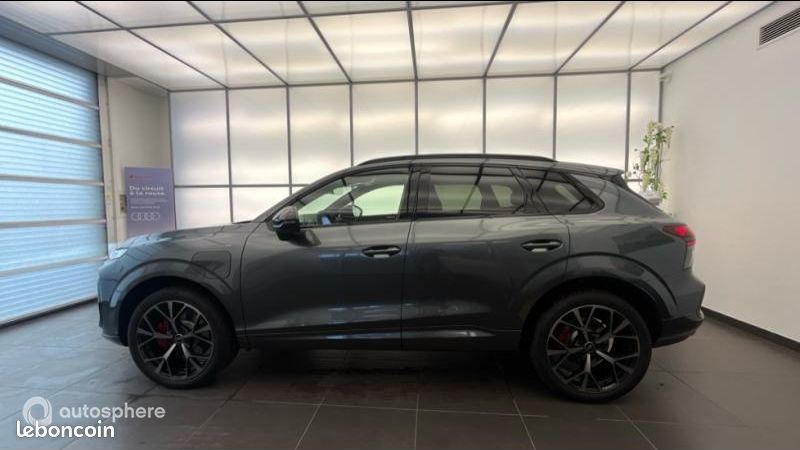 Audi Q3 1.5 e-hybrid 272ch S line S tronic 6 (image 8)
