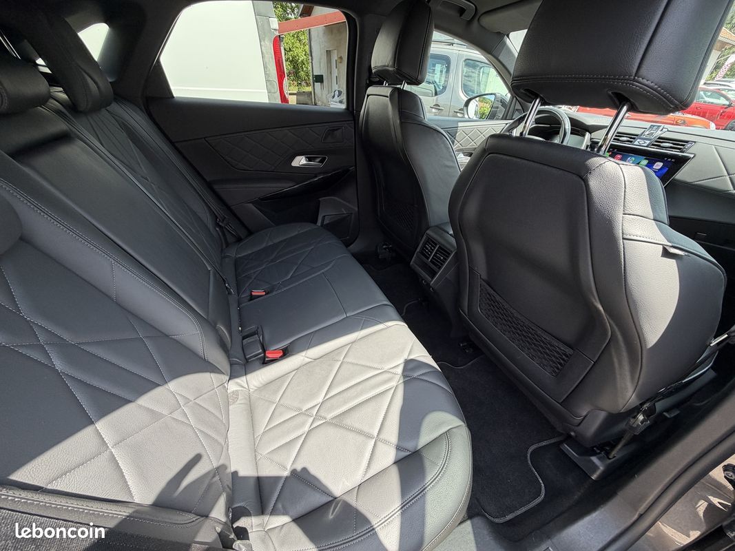 Ds DS 7 CROSSBACK BLUEHDI 130CH RIVOLI AUTOMATIQUE (image 15)
