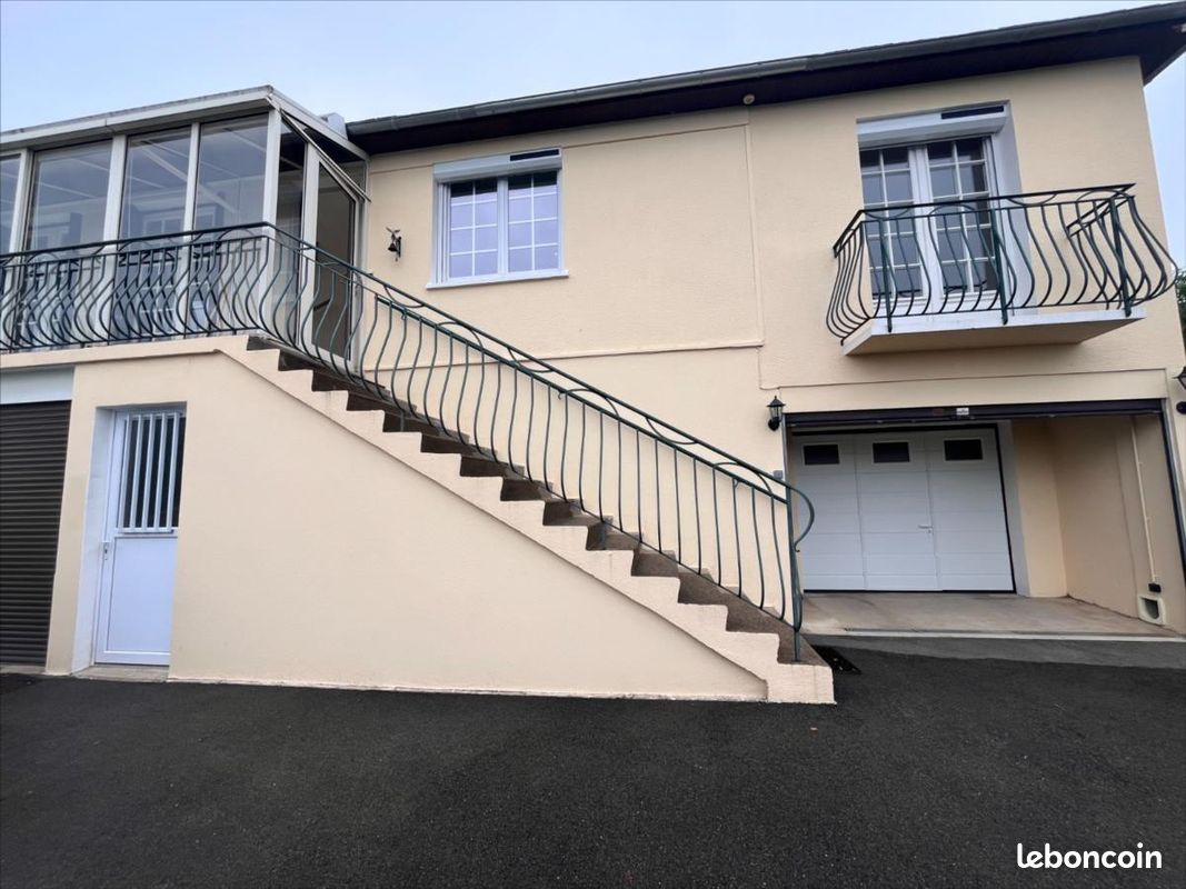 Maison 3 pièces 90 m² · à Baraqueville · 90 m² · 597 €/mois