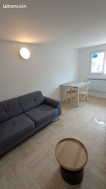 Appartement 2 pièces 40 m² · à Angoulême · 40 m² · 570 €