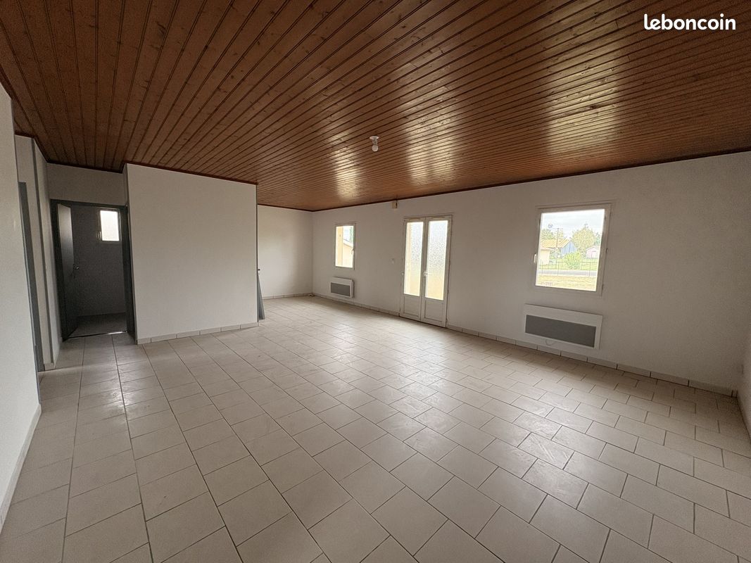 Maison 3 pièces 70 m² · à Castets Et Castillon · 70 m² · 710 €/mois