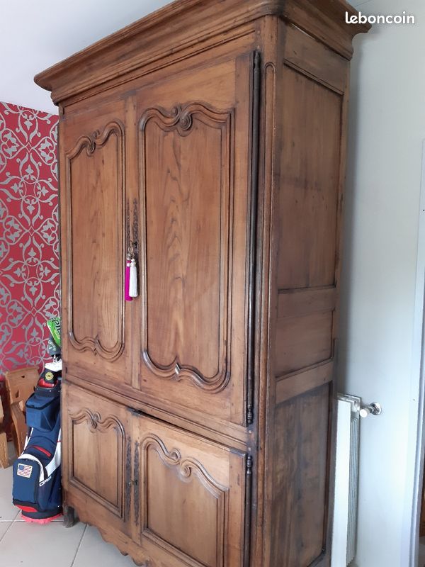 Armoire ancienne (image 1)