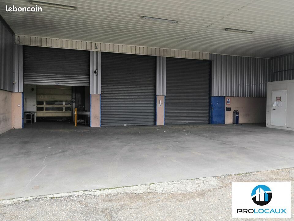 LOCAL D'ACTIVITE 912 m² SAINT ETIENNE DU ROUVRAY (image 1)