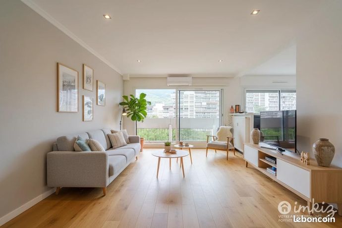 Dernier étage avec vue – Grand T3 lumineux de 81m² — 1