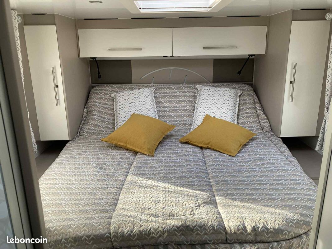 Camping car profilé NOTIN Ostrava CF lit central sans lit pavillon 3.000 kms (image 5)