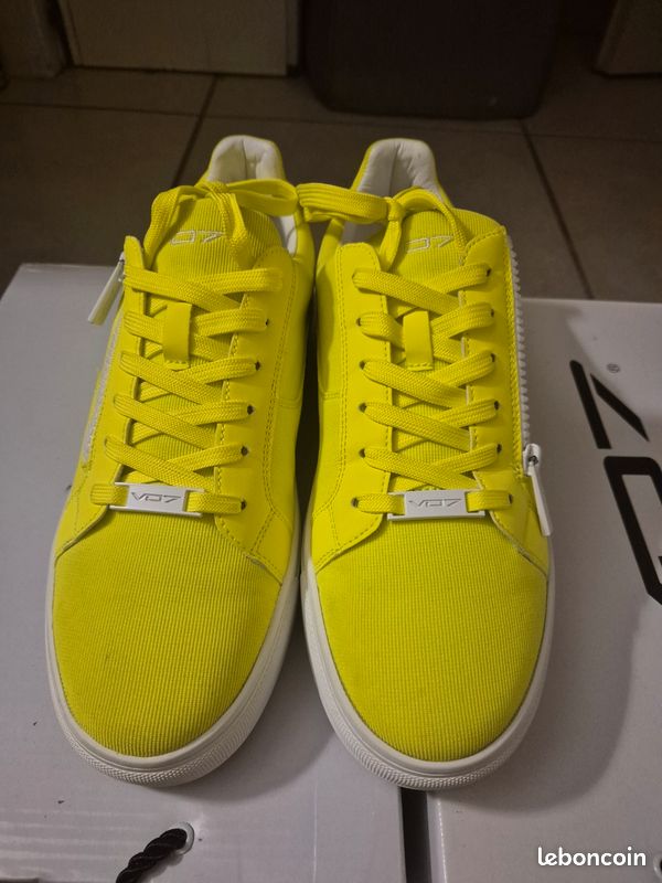 VO7 Roma Fluo t. 43 ( taille petit ) (image 2)