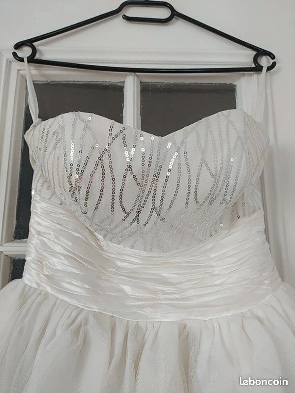 Robe bustier mariage blanche à sequins argents (image 3)