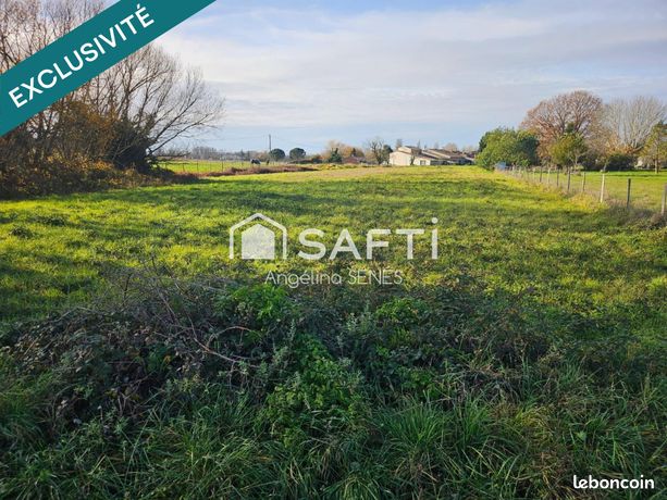 Terrain 1740 m² ANGLADE