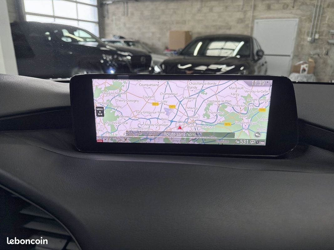 MAZDA Mazda3 5 portes 2.0L e-SKYACTIV-G M Hybrid 122 ch BVM6 Prime-Line (image 13)