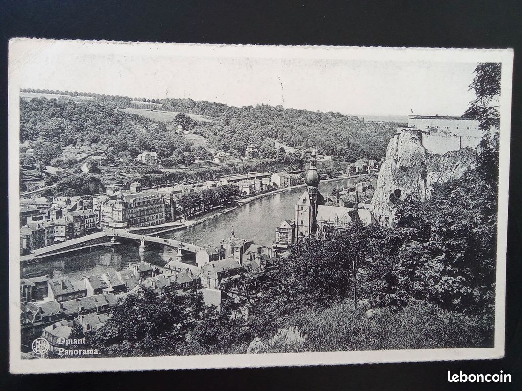 Carte postale ancienne 1920 Dinant (Belgique) - Vue Panoramique - Édition Ern. Thill (image 1)