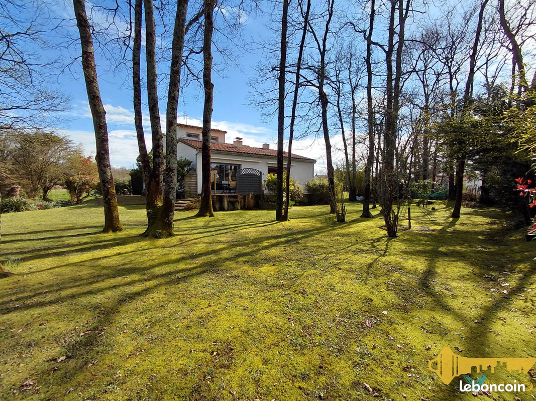 Maison 6 pièces 143 m² · à Geneston · 143 m² · 384 800 €