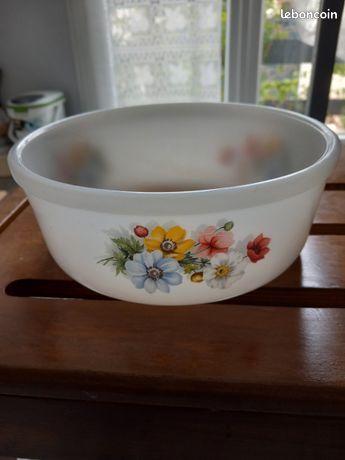 Grand plat rond haut Arcopal Volubilis - Arts de la table