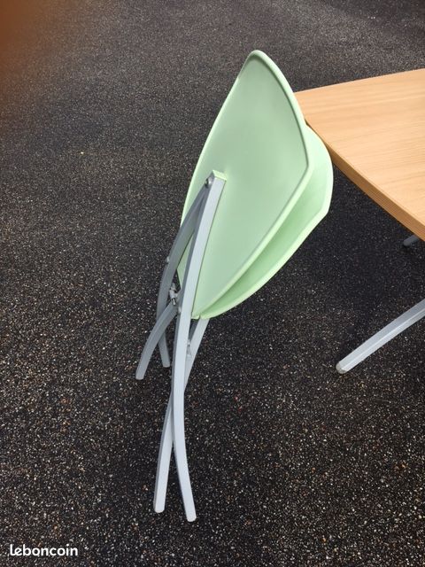 Mobilier : Table + chaises (image 2)