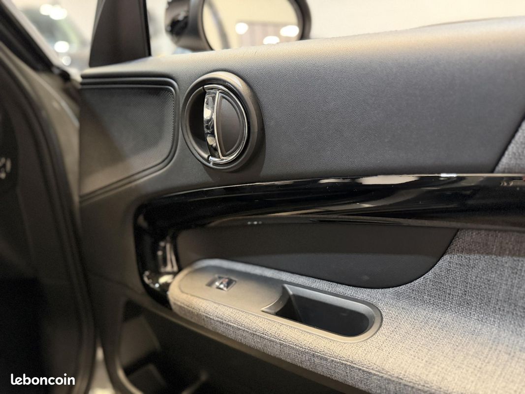 MINI COUNTRYMAN 1.5 Hybride 220 BVA F60 Cooper SE e-All4 Business DesigN - RÉVISÉ & GARANTIE 12 MO (image 23)