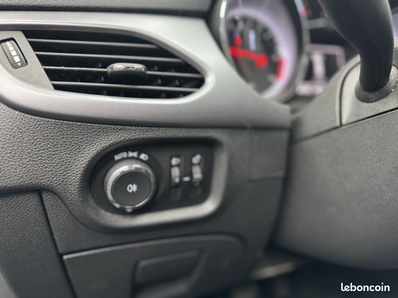 Opel ASTRA 1.6 CDTI 110CH BUSINESS CONNECT START&STOP (image 9)