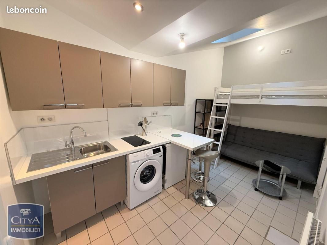 Appartement 1 pièce 13 m² · à Dijon · 13 m² · 450 €