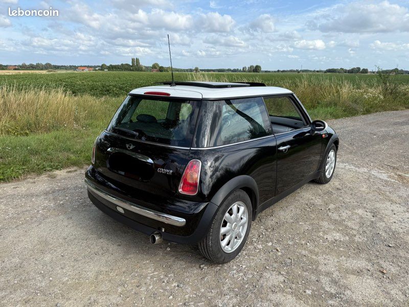 Mini Cooper R50 - Voitures