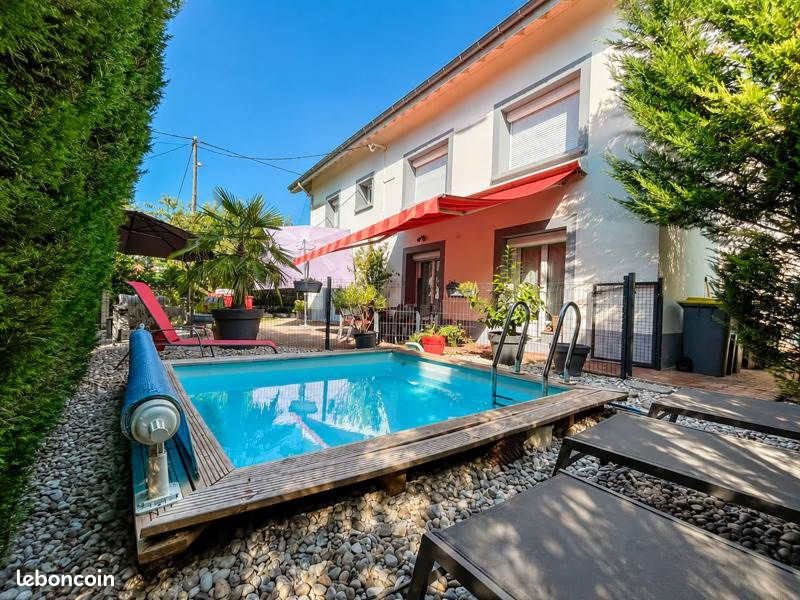 Maison 7 pièces 134 m² · à Voiron · 134 m² · 430 000 €