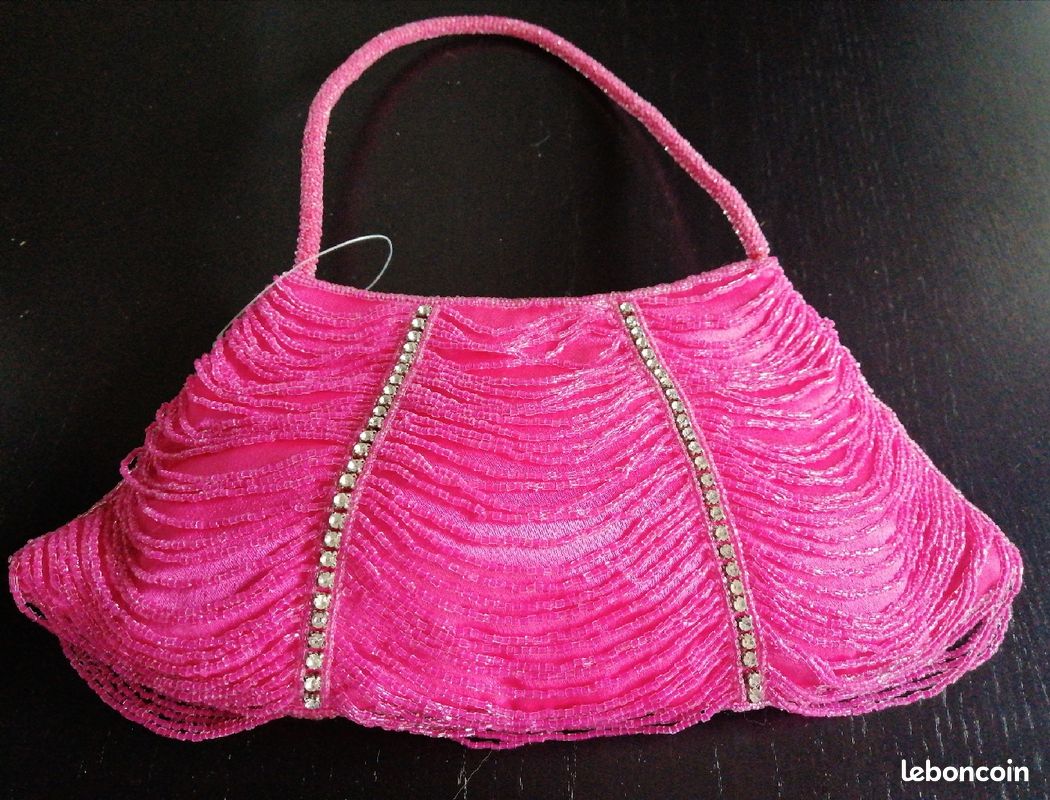 Pochette de soirée perlée neuve rose fushia et strass fermeture zip (image 1)