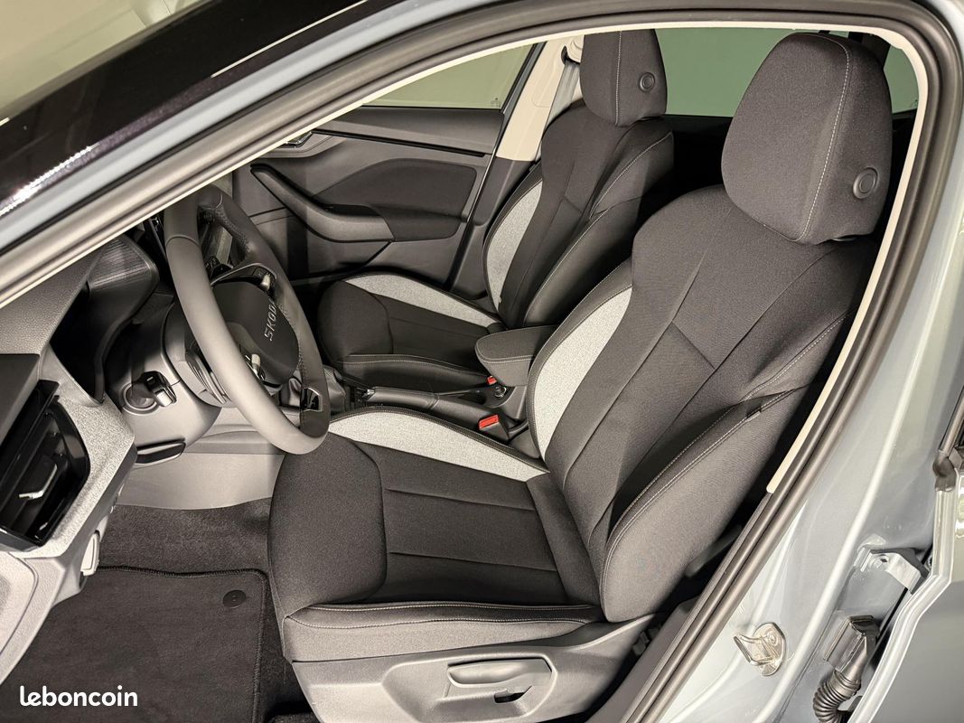 SKODA KAMIQ (2) 1.0 TSi 116 SELECTION DSG7 (image 10)