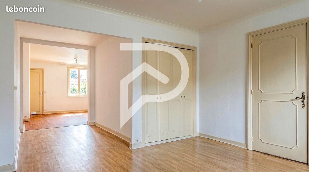 Maison 5 pièces 149 m² · à Mazamet · 149 m² · 99 000 €